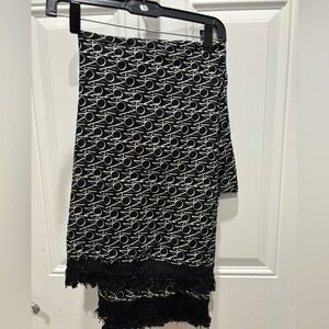 Maoi monogrammed sarong